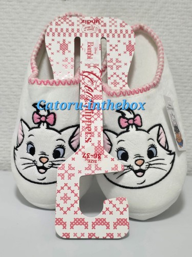 Chaussons pantoufles - /,