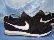 NIKE MD RUNNER 2 SNEAKER