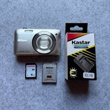 Nikon Coolpix S3500 argento