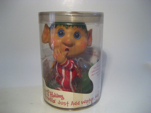 Vintage 2008 troll doll - 2008, turf