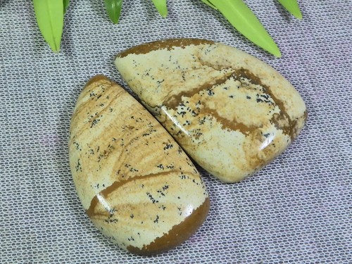 108cts pezzi pietra - 108cts.,