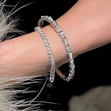 Charmant bracelet en argent en
