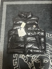 Moncler smanicato