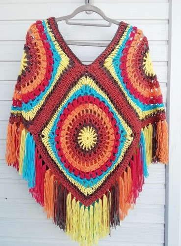 Poncho all uncinetto - all'uncinetto, *