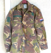 Giacca pantaloni mimetici