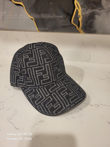 Cappello fendi berretto - cappello,