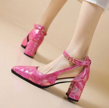 Scarpe donna a punta tacco