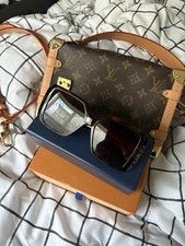 Louis Vuitton Monogram
