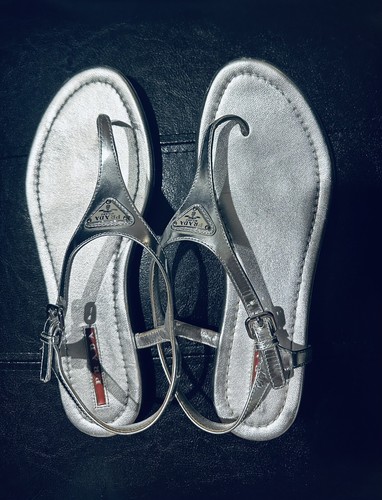 Prada sandali tanga triangolo - prada,