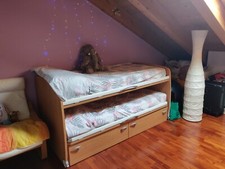 Cameretta Moretti - Colore noce chiaro-Struttura solida e compatta