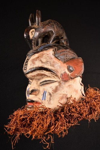 Autentico casco igbo - un,