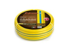 Tubo irrigazione giardino