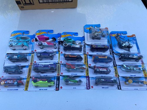 Hot wheels lot - 21, modeles