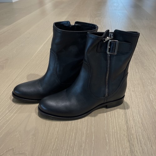 Prada women black leather - black,