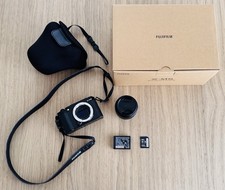 FUJIFILM X-M5 BLACK, Kit con Ottica XC15-45mm (CAMERA + OBIETTIVO. SET COMPLETO)