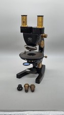 Antico microscopio binoculare