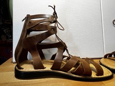 Sandali in pelle greco/romano