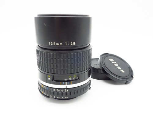 Nikon lens series 135mm - f,