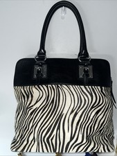 Pelle Studio Black White