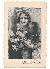 Non Viaggiata foto cartolina auguri di Buon Natale ragazza onde capelli fiori