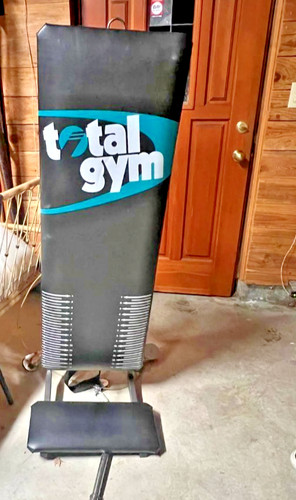 Total gym 24000 barely used - gym,