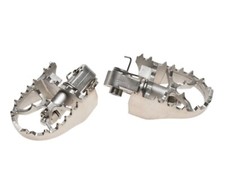 Pedane poggiapiedi artigli