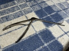 Antico strumento chirurgico