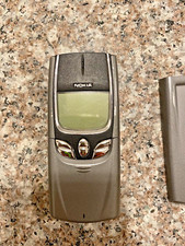 Nokia 8890 telefono cellulare
