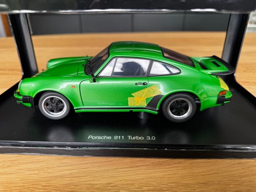 Autoart porsche 930 turbo - 930,