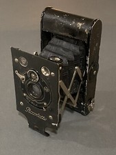 Contessa Nettel Piccolette