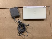 Nintendo DS Lite Crystal White