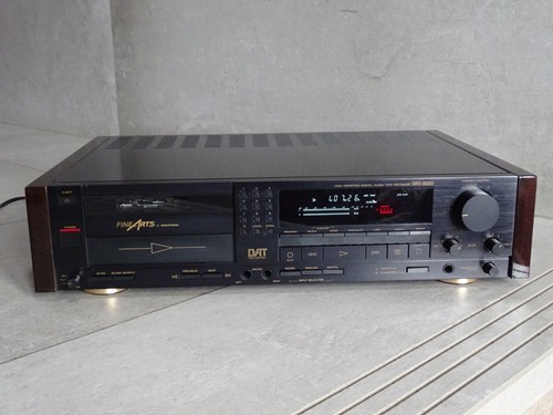 Grundig fine arts dat 9000 - arts, dat-9000