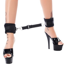 Bondage blocco caviglie piedi