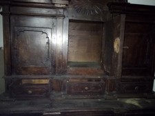 Mobile antico Canonica 1600