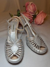 Pollini sandali con cinturino