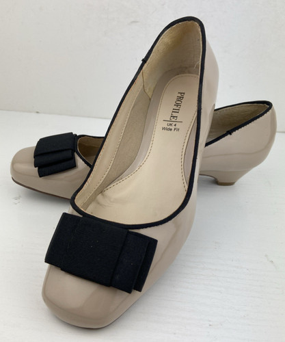 Profilo decolte donna larghe