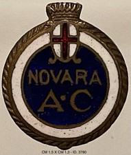 ASSOCIAZIONE CALCIO NOVARA DISTINTIVO FOOTBALL CLUB PRODUTTORE BOMISA MILANO