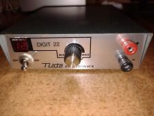 Alimentatore stabilizzato variabile 10-15 Vcc 2.2 Amp