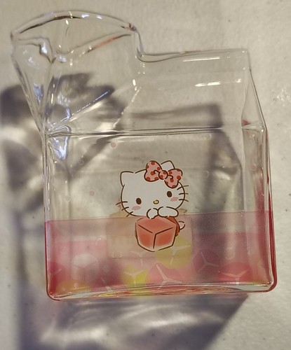 Vetro cartone latte sanrio - vetro,