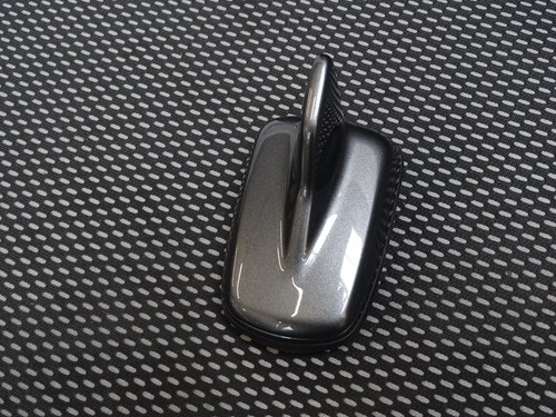 Antenna combinata tetto