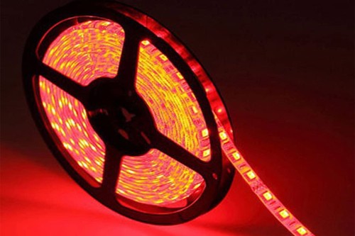 Striscia led adesiva 12v - adesiva,