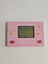 Q&Q - CAMELOT CAMEROT -  LCD