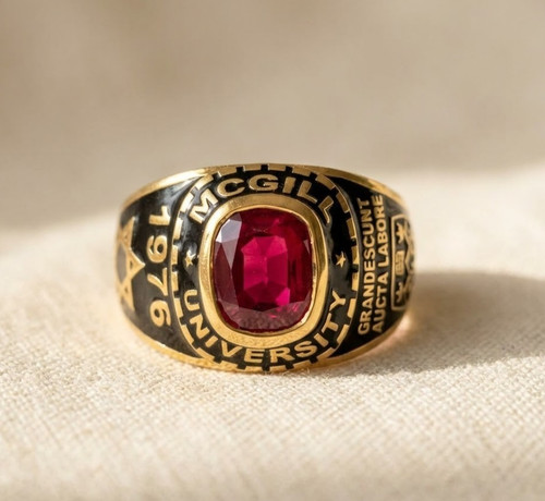 Anello classe pietra