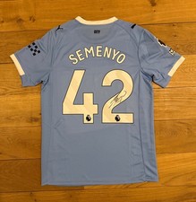 Maglia firmata Antoine Semenyo