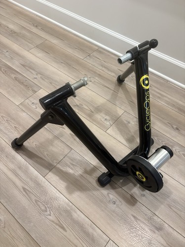 Cycleops bike trainer - bike,