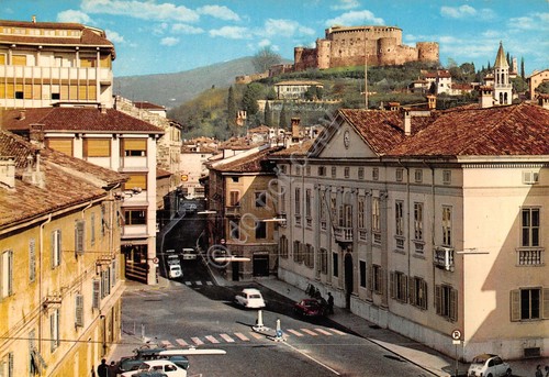 Cartolina gorizia piazza - cartolina,