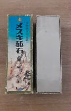 Pietra grezza vintage Mesuki