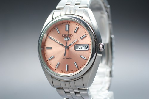 Near mint orologio - *near, mint*