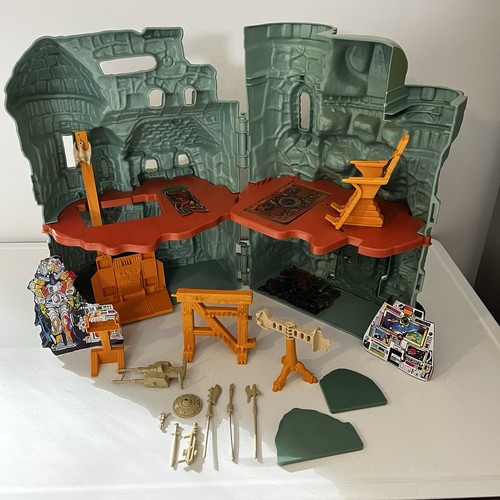 Vintage 1981 motu castle - vintage,