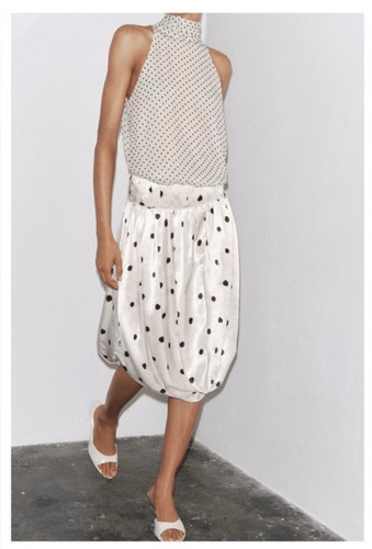 Gonna zara pois con - gonna, a